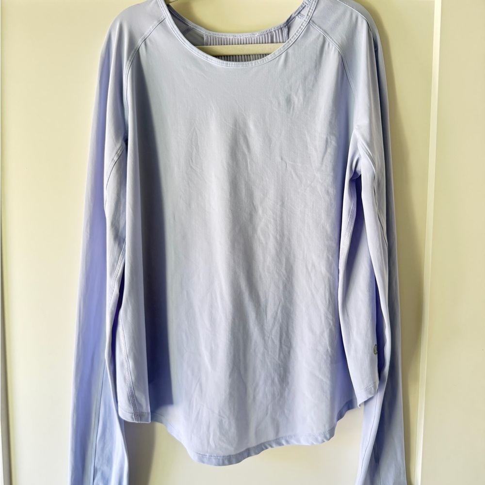 RARE Lululemon Blue Pleat Back Long Sleeve Top Size 4